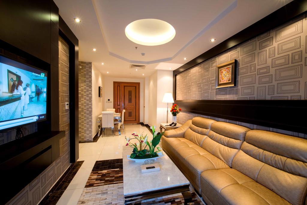 Al Yamama Palace Hotel Suites ริยาดห์ ห้อง รูปภาพ
