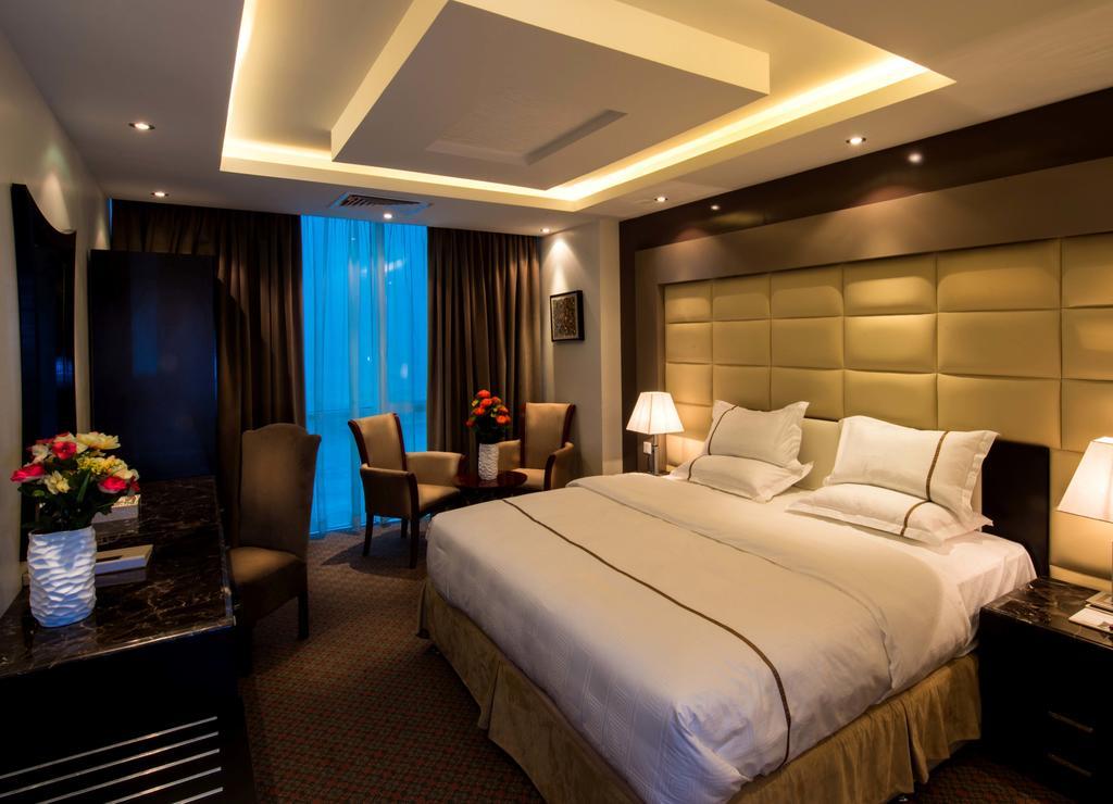 Al Yamama Palace Hotel Suites ริยาดห์ ห้อง รูปภาพ