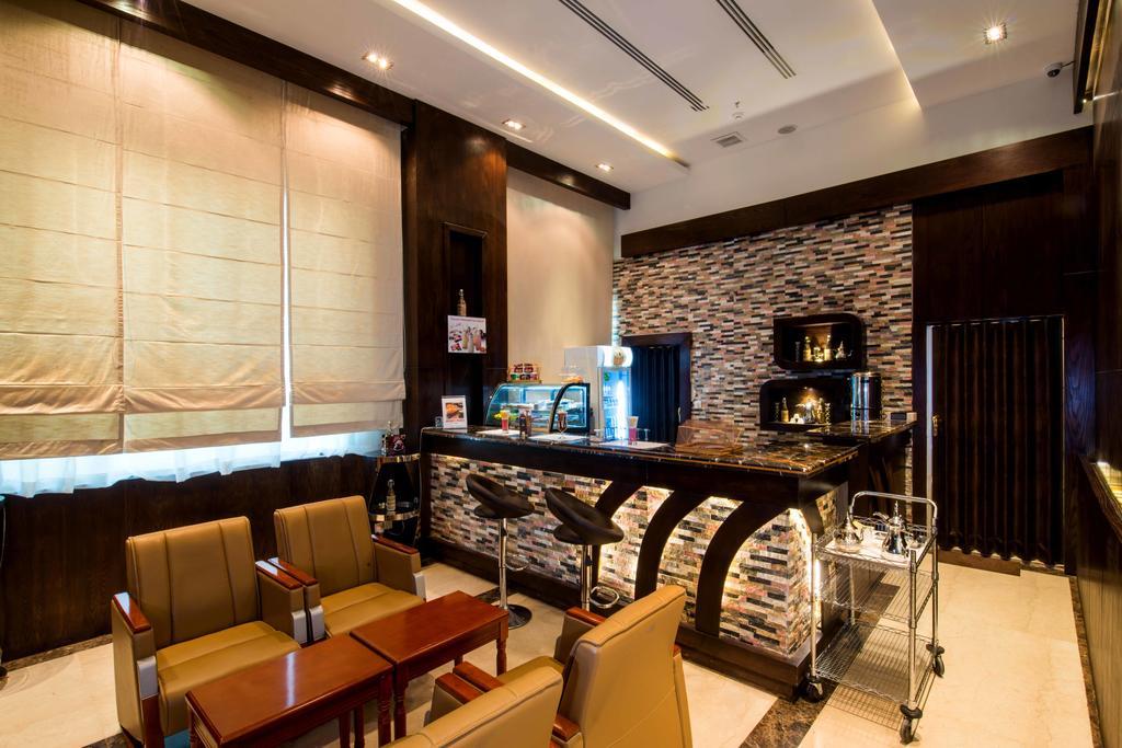 Al Yamama Palace Hotel Suites ริยาดห์ ภายนอก รูปภาพ