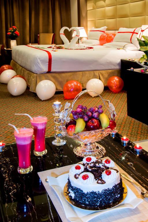 Al Yamama Palace Hotel Suites ริยาดห์ ห้อง รูปภาพ