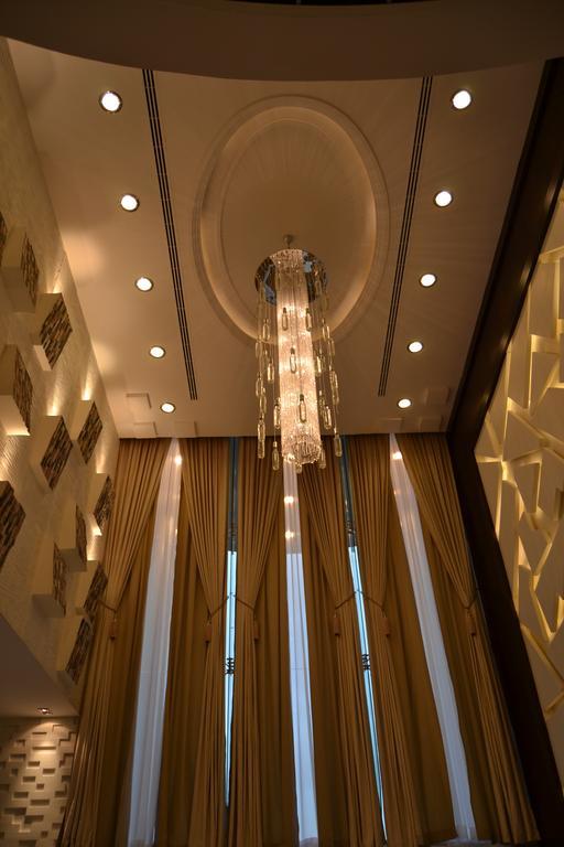Al Yamama Palace Hotel Suites ริยาดห์ ภายนอก รูปภาพ