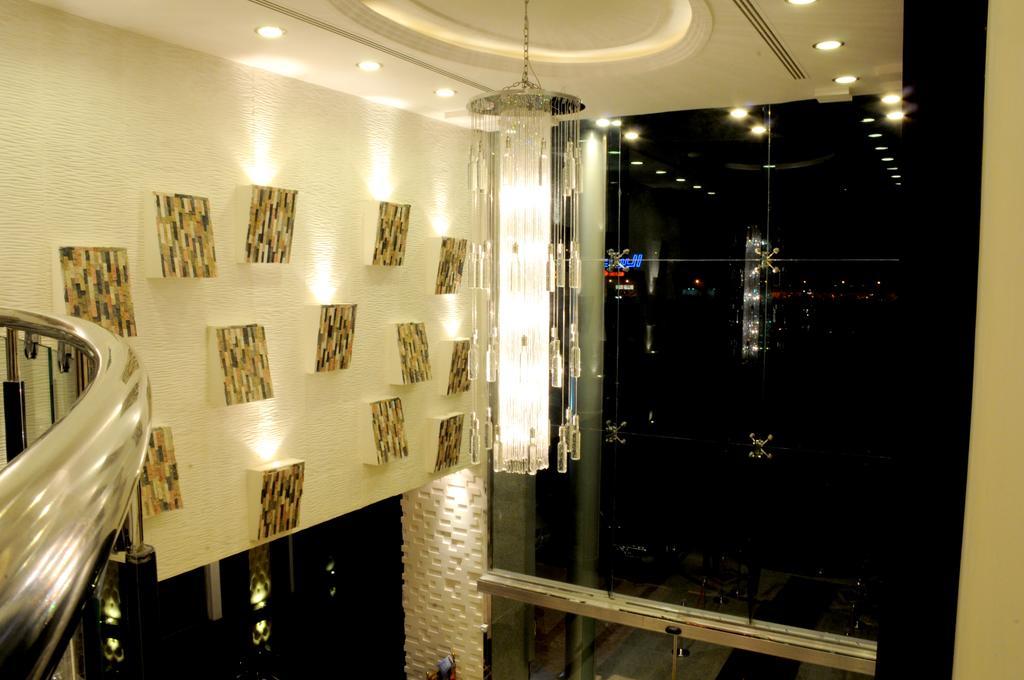 Al Yamama Palace Hotel Suites ริยาดห์ ภายนอก รูปภาพ