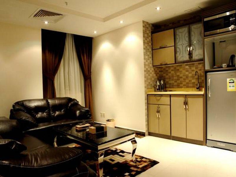 Al Yamama Palace Hotel Suites ริยาดห์ ภายนอก รูปภาพ