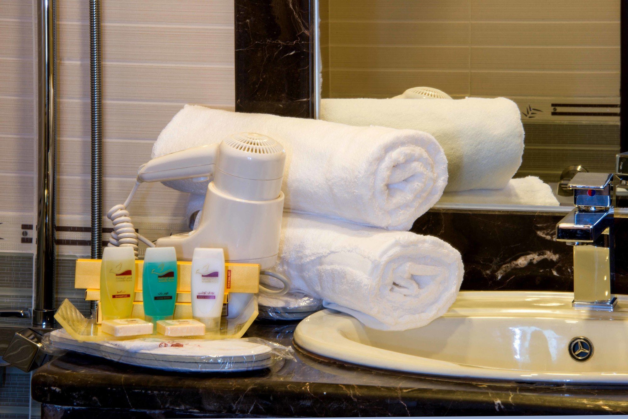 Al Yamama Palace Hotel Suites ริยาดห์ ภายนอก รูปภาพ